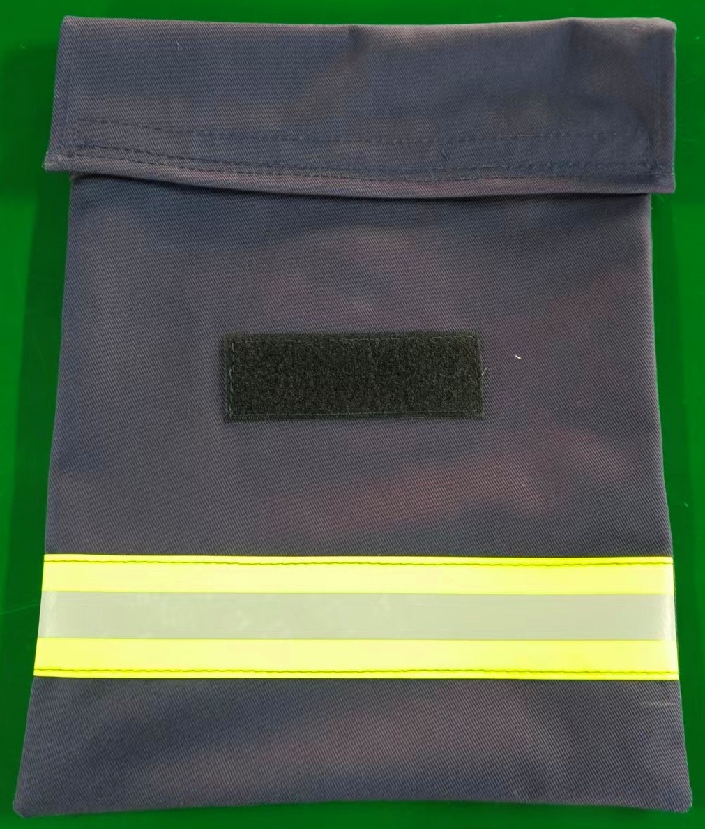 1761103648755976.jpg 面罩袋.jpg